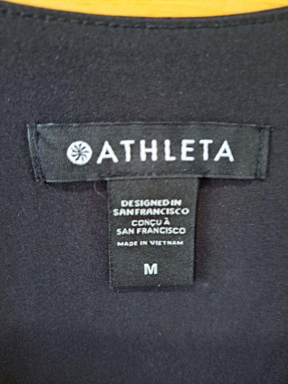 Athleta Swing Forward Pleated Tank Top Black Womens M Sleeveless Flowy Summer - Picture 4 of 9